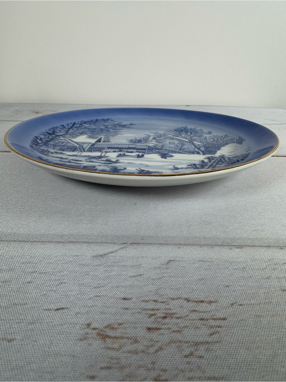 Vintage Currier & Ives "The Farmer's Home – Winter" Blue Decorative Plate - Picture 4 of 7